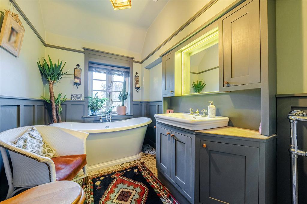 Ensuite Bathroom