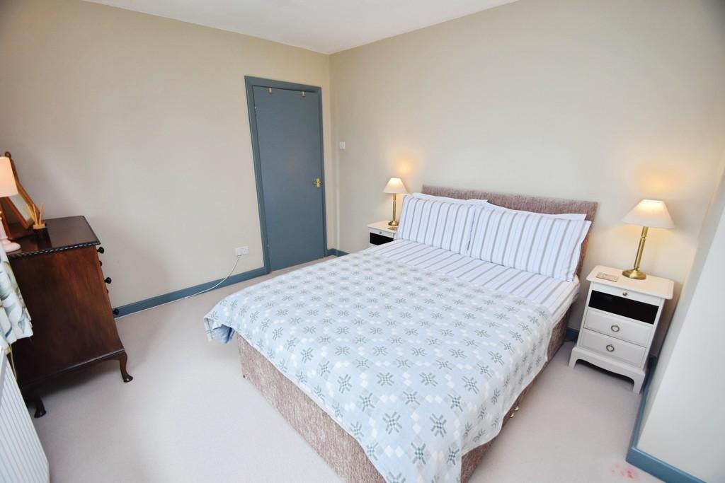 D670e46b-Bedroom 201
