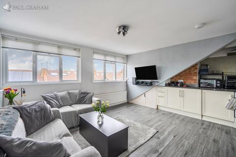 undefined, Strathearn Road, Sutton