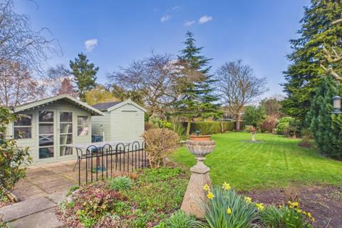 5 bedroom cottage for sale, Norwich Road, Chedgrave