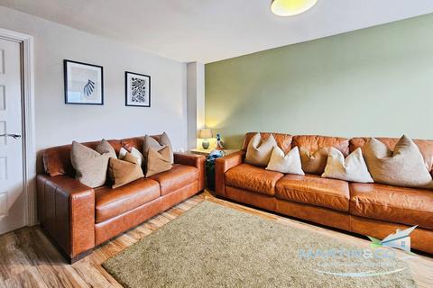 3 bedroom semi-detached house for sale, Wallis Avenue, Rochdale OL16