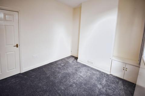 2 bedroom terraced house to rent, Nelson Street, Wolstanton, Newcastle