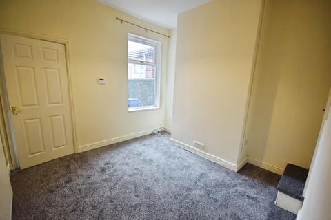 2 bedroom terraced house to rent, Nelson Street, Wolstanton, Newcastle
