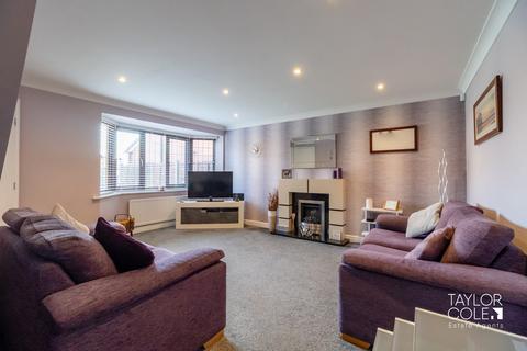 4 bedroom detached house for sale, Cumberland Drive, Tamworth