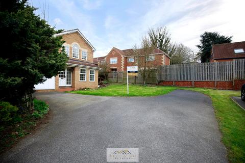 4 bedroom detached house for sale, Burghley Close, Sheffield S25