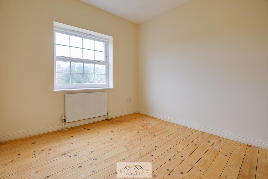 Bedroom 2.3