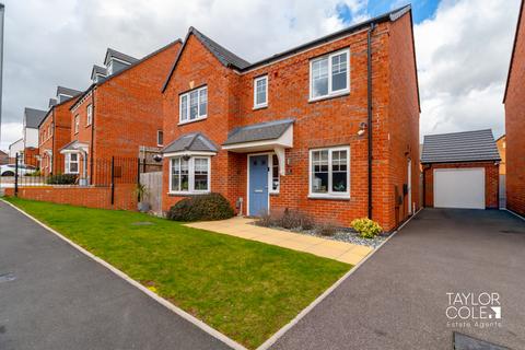 undefined, Narcissus Close, Tamworth