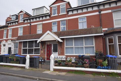 undefined, Warbreck Drive, Blackpool
