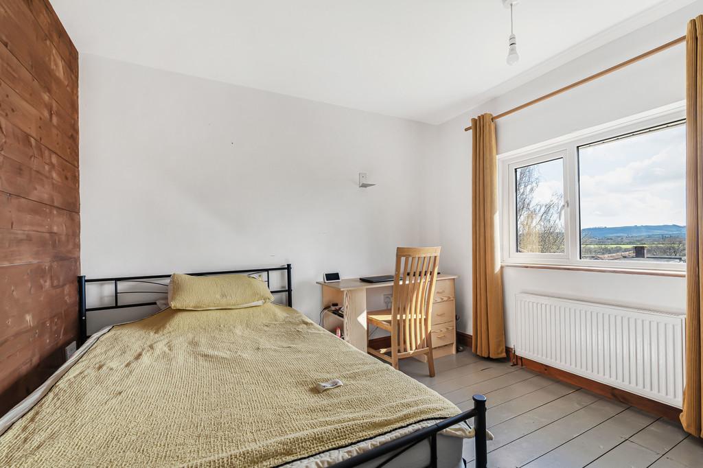 Bedroom (2)
