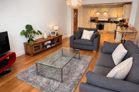 2 bedroom apartment for sale, Hough Green, Chester