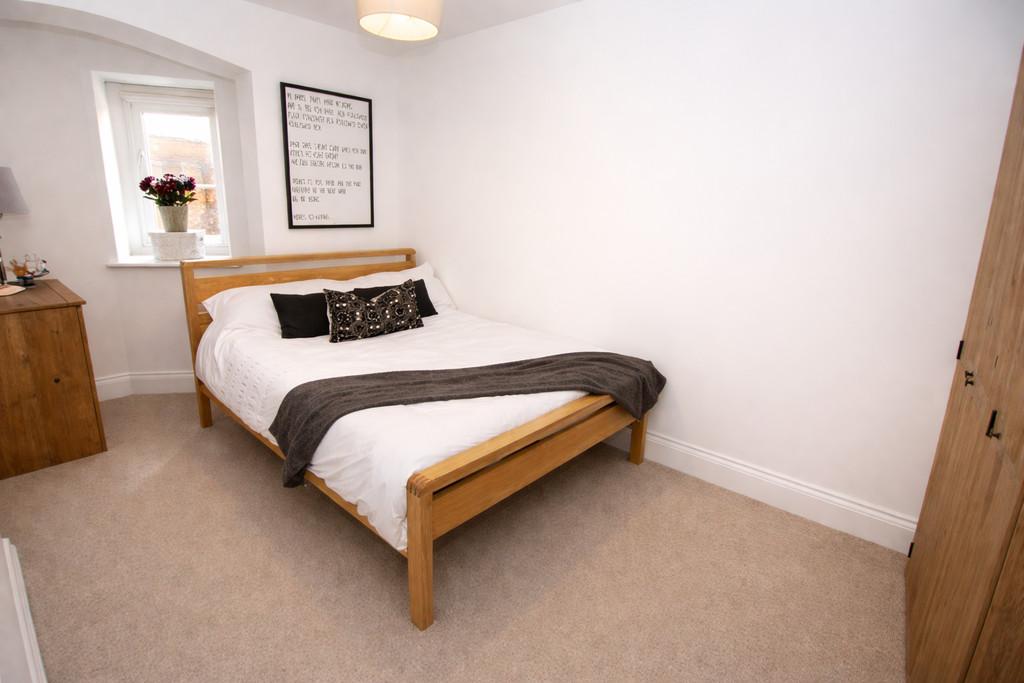 Modern bedroom with crisp linens