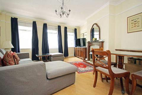 1 bedroom flat to rent, Central Parade, London W3