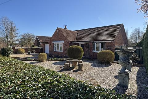 4 bedroom detached bungalow for sale, Wrights Lane, Wymondham