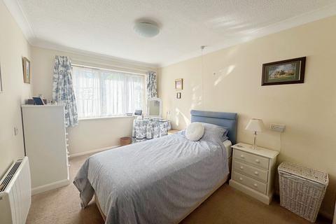 2 bedroom semi-detached bungalow for sale, Ashdene Gardens, Kenilworth