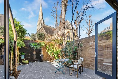 4 bedroom terraced house for sale, Albion Road, London