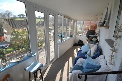 4 bedroom semi-detached bungalow to rent, Hillside Meadow, Penryn TR10