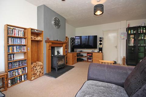3 bedroom semi-detached house for sale, Filby Road, Badersfield