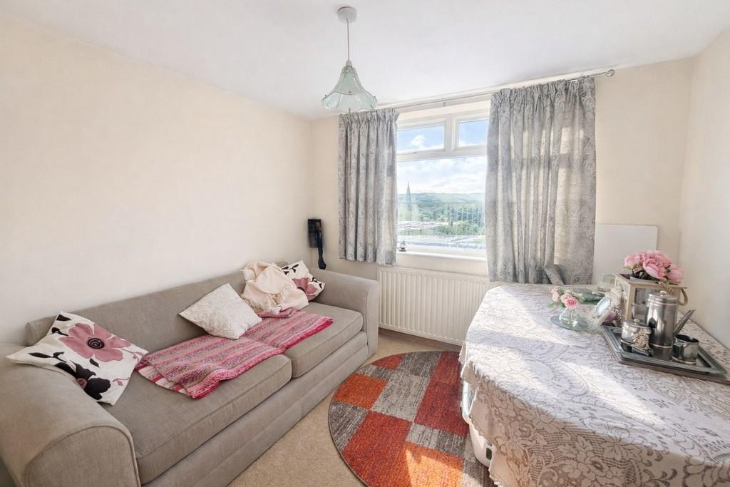 Bedroom2