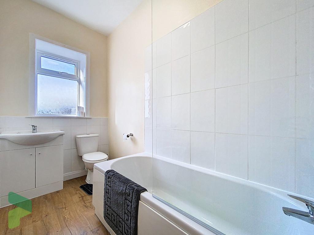 Three-piece Bathroom with Shower