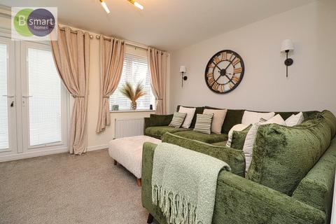 3 bedroom semi-detached house for sale, Blunn Croft, Rotherham S64