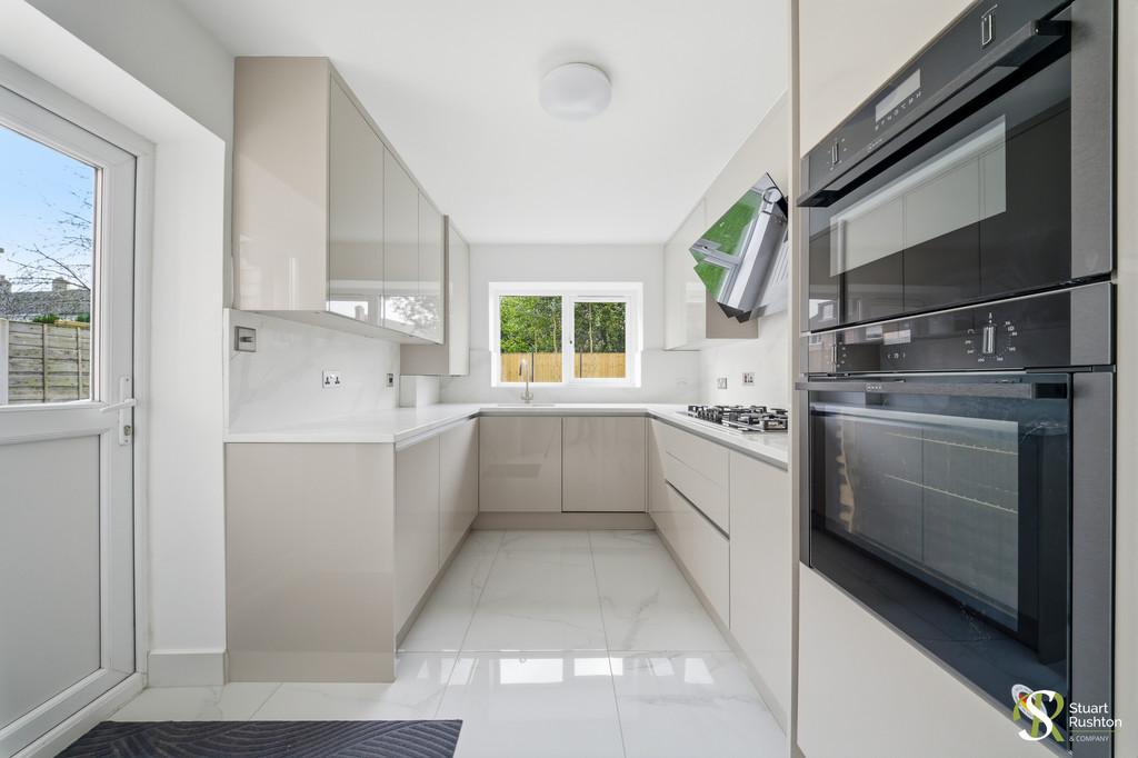 29 Manor Park North, Knutsford, WA16 8 DD-13
