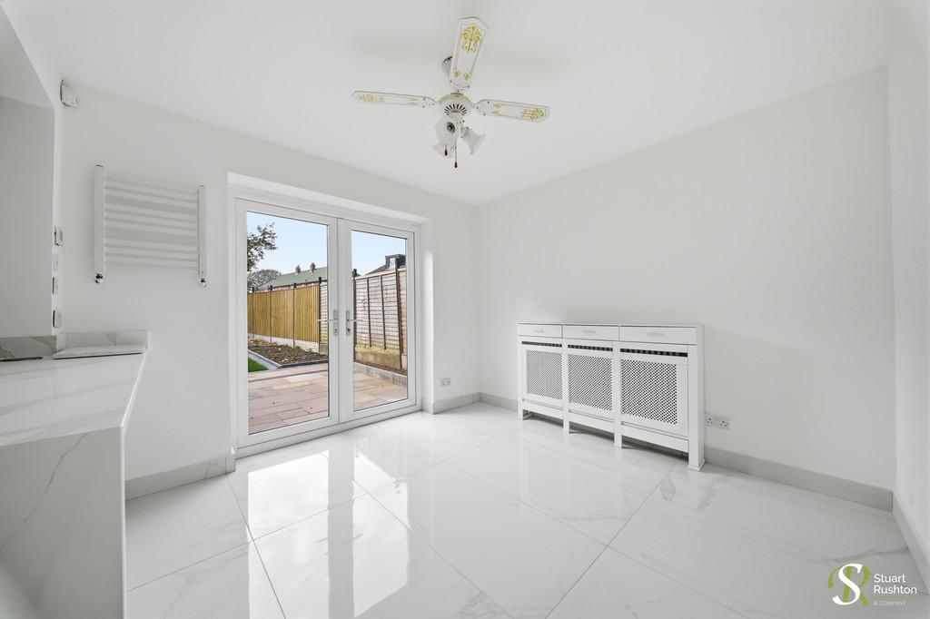 29 Manor Park North, Knutsford, WA16 8 DD-10