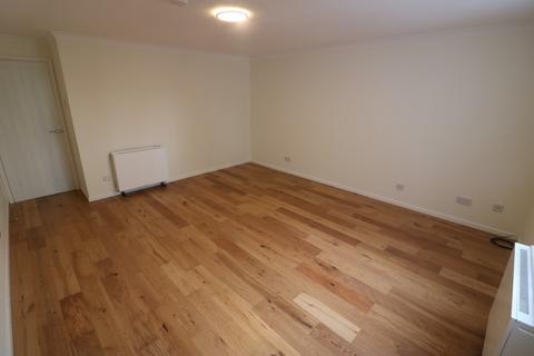 2 bedroom apartment to rent, 4 Waddington Court