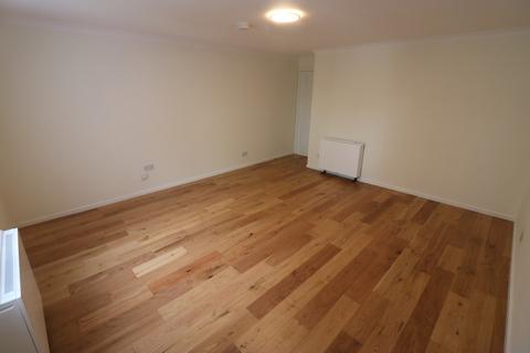 2 bedroom apartment to rent, 4 Waddington Court