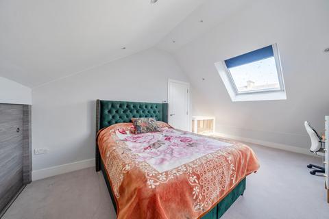 undefined, Gorringe Park Avenue, Mitcham, Surrey, CR4