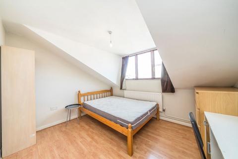 undefined, Old London Road, Kingston Upon Thames KT2