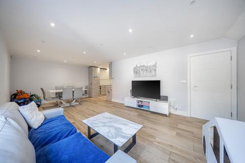 Gorringe Park Avenue, Mitcham, Surrey, CR4