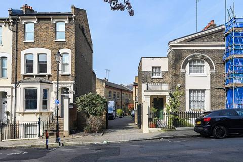 undefined, Hardwicke Mews, Islington, London, WC1X
