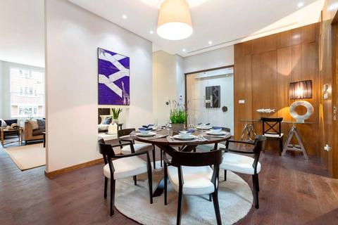 4 bedroom flat to rent, Vicarage Gate, Kensington, London, W8