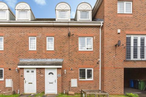 3 bedroom townhouse for sale, Berkeley Close, Warrington, WA5