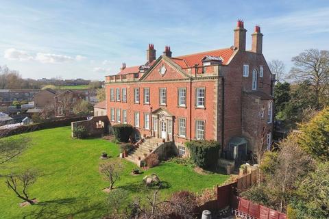 undefined, Flat 1, Low Stakesby House