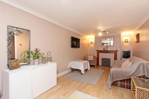 undefined, Colham Green Road, Uxbridge UB8