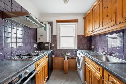 2 bedroom apartment for sale, Tressillian Road, London
