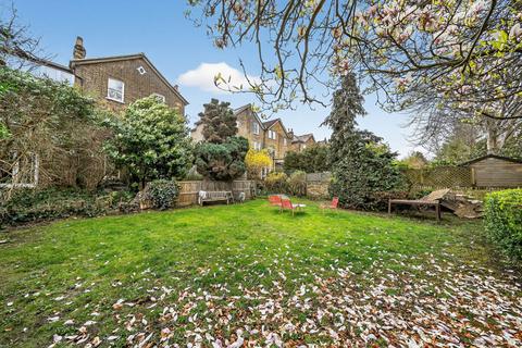 2 bedroom apartment for sale, Tressillian Road, London