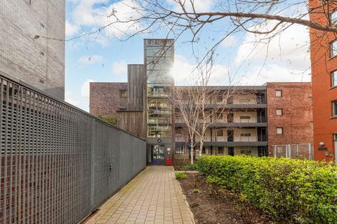 1 bedroom flat to rent, Hornsey Street, London N7