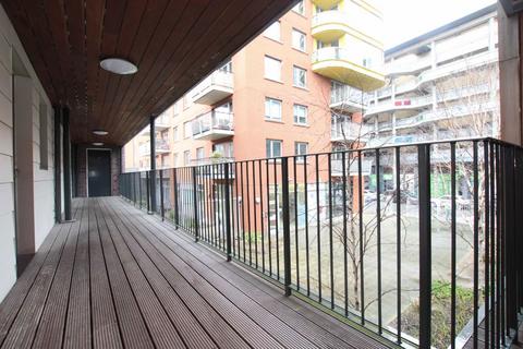 1 bedroom flat to rent, Hornsey Street, London N7