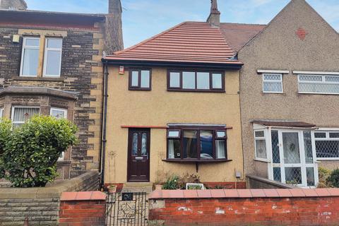 3 bedroom end of terrace house for sale, Brighouse Road, Hipperholme HX3