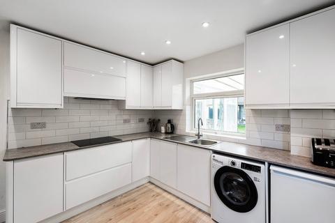 undefined, Long Lane, Bexleyheath, DA7