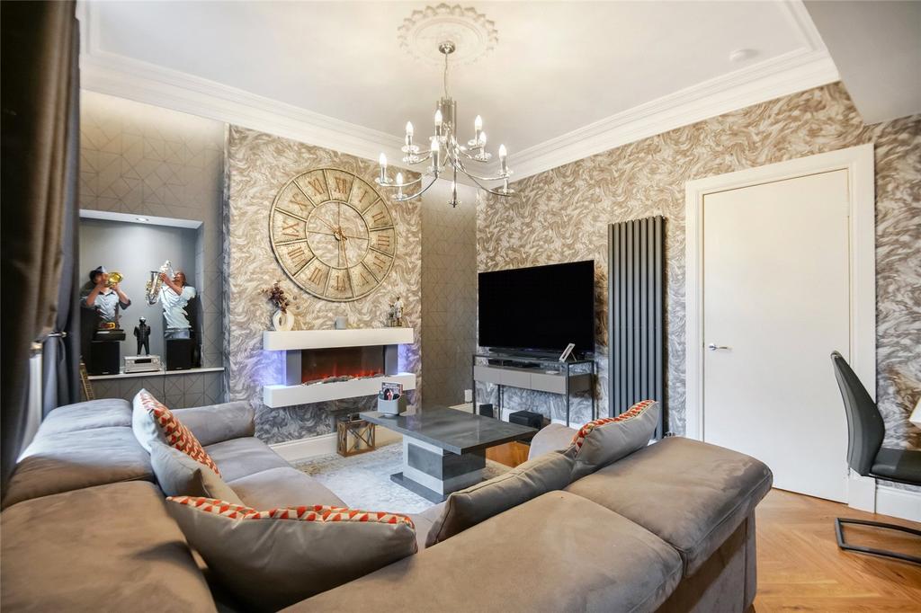 Living/Dining Room