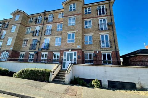 3 bedroom flat for sale, Marlborough Court, Grove Road, Luton, Bedfordshire, LU1 1RW