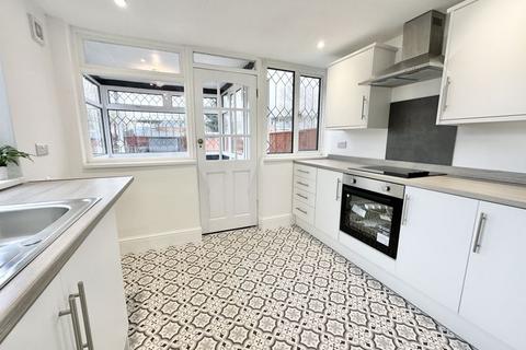 undefined, Grove Crescent, Grimsby DN32