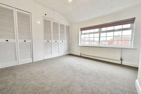 undefined, Grove Crescent, Grimsby DN32