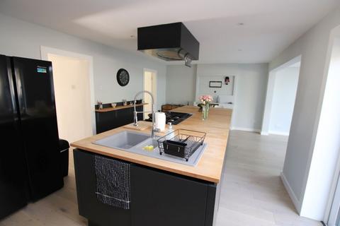 4 bedroom detached house for sale, FOREST WAY, HUMBERSTON