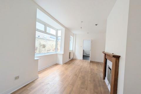 3 bedroom terraced house for sale, ALEXANDRA ROAD, GRIMSBY