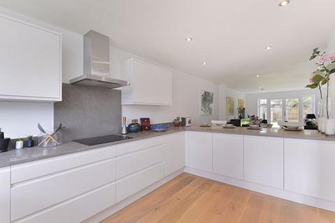 3 bedroom terraced house for sale, The Street, Ewhurst