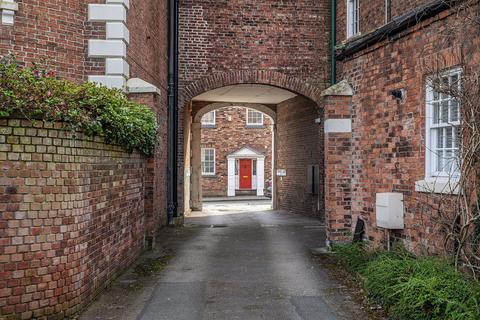 4 bedroom townhouse for sale, Townwell Court, Welsh Row, Nantwich